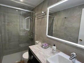 Dusche, Haartrockner
