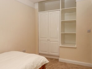 2 bedrooms, individually decorated, individually furnished, free WiFi