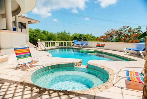 Amazing Villa Tropicasa

