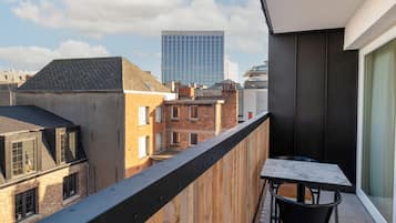 Deluxe Duplex | Terrace/patio