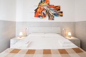 Apartamento básico | 1 quarto, ferros/tábuas de passar roupa, Wi-Fi de cortesia