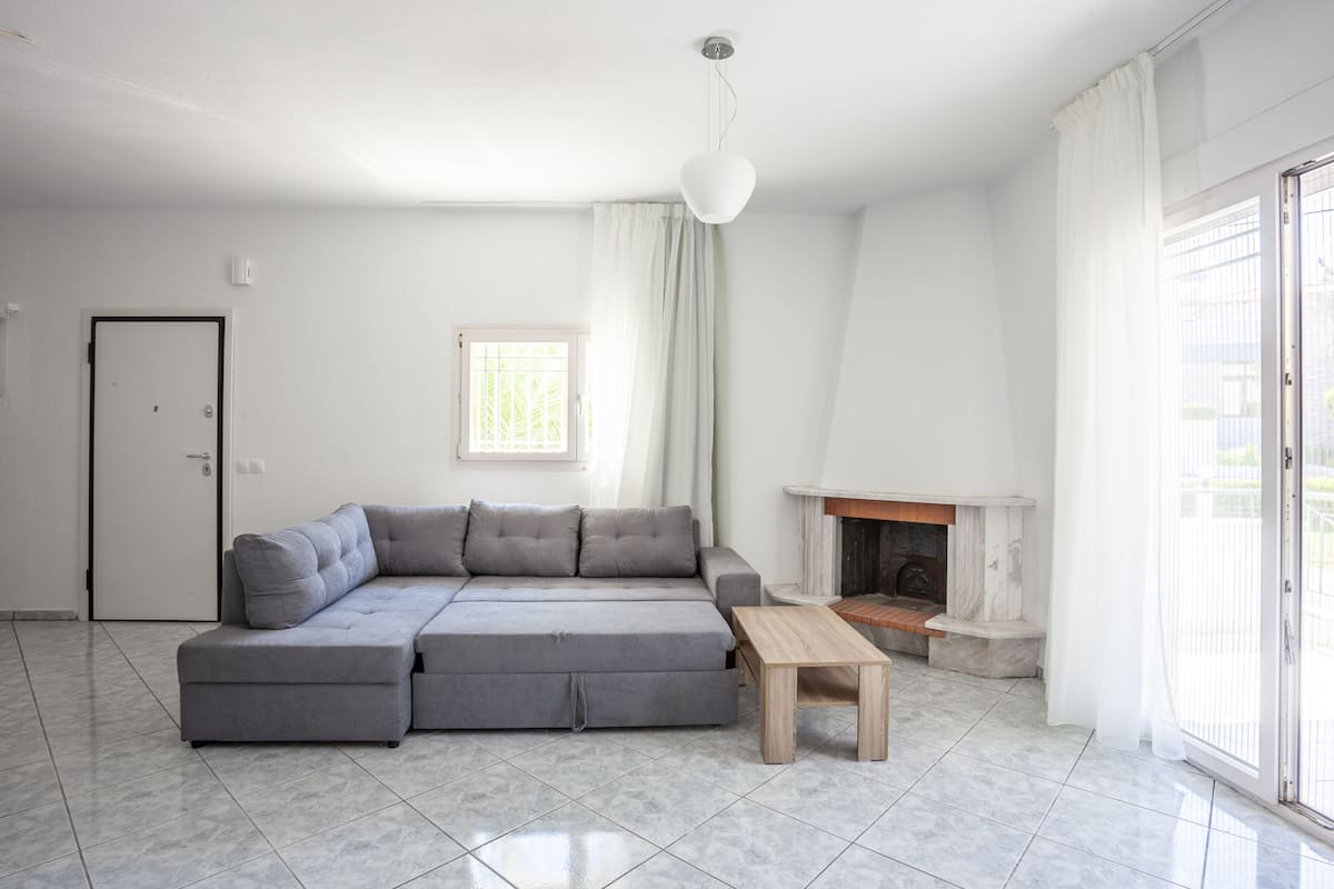 Apartamento superluxo (Aris luxury apartment No8) | Sala de estar | TV de tela plana