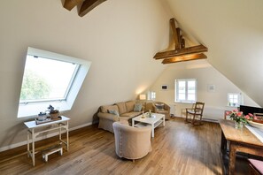 Fernseher, Stereoanlage