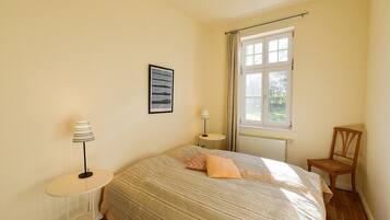 2 soverom, strykejern/-brett, wi-fi (inkludert) og sengetøy