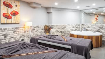 Couples treatment room(s)