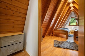 2 Schlafzimmer, Bügeleisen/Bügelbrett, Bettwäsche