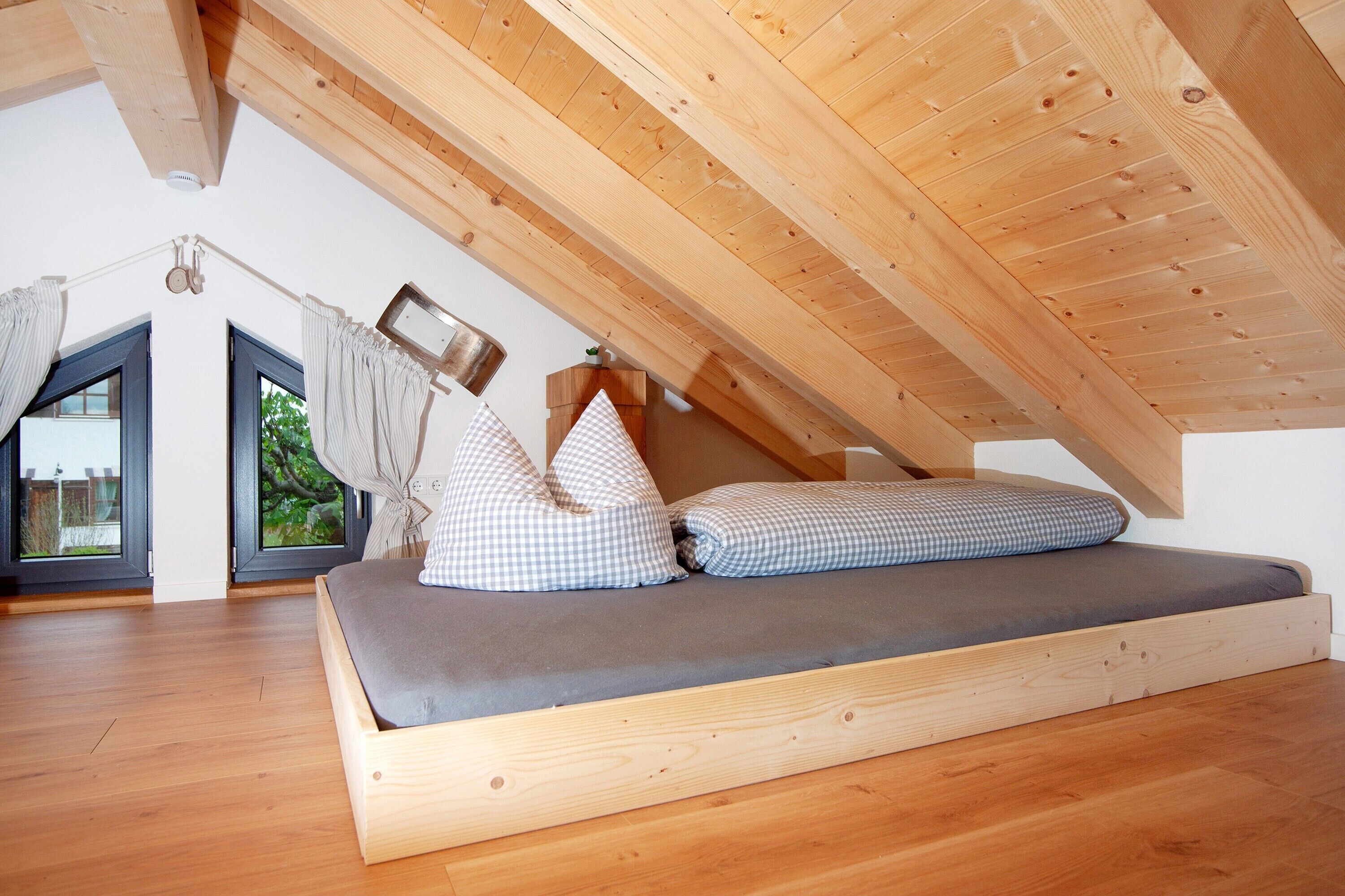 1 makuuhuone, työpöytä, ilmainen Wi-Fi, vuodevaatteet