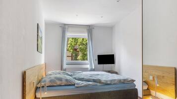 4 Schlafzimmer, Bügeleisen/Bügelbrett, kostenloses WLAN, Bettwäsche