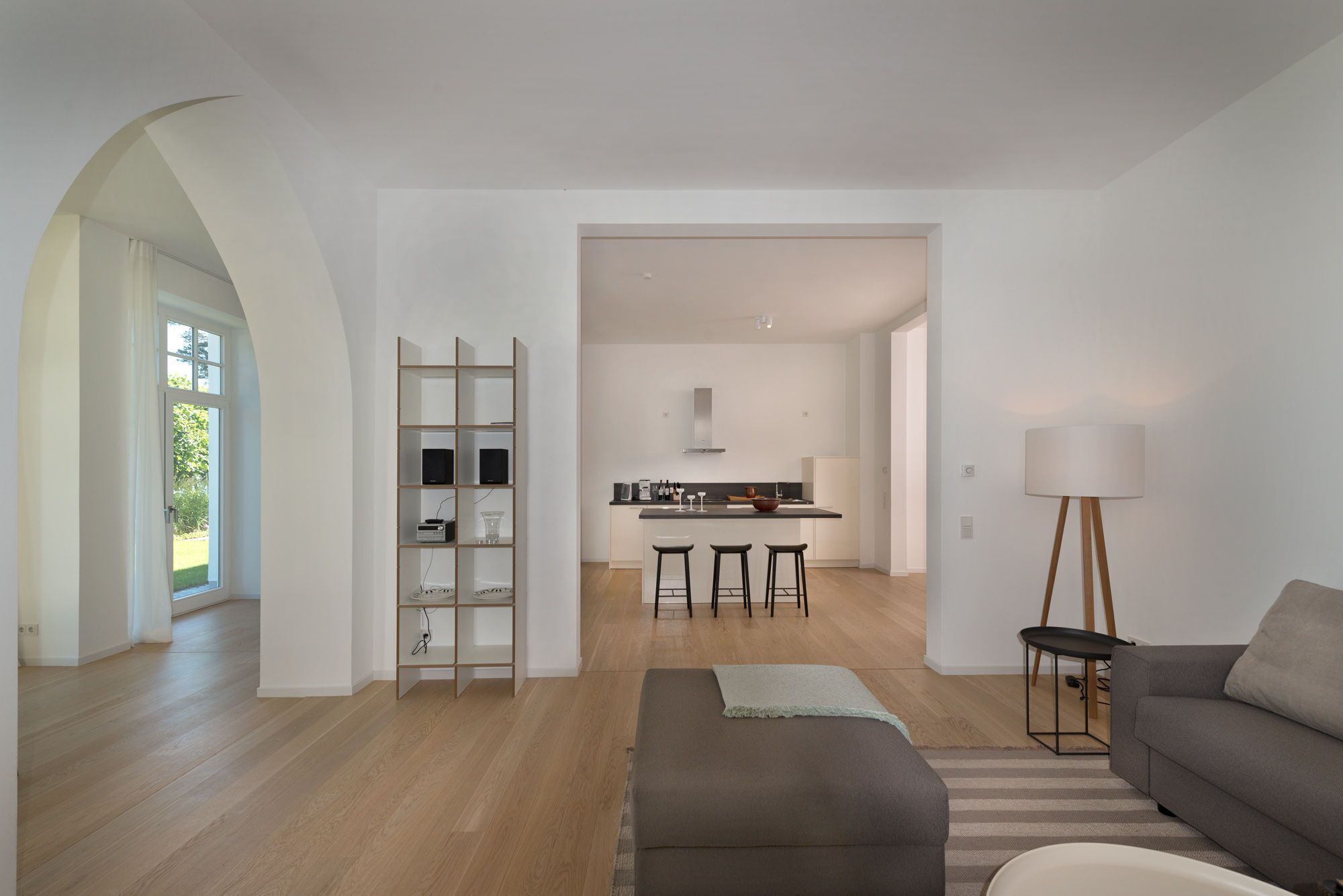 Télévision, chaîne hi-fi