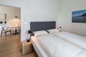 1 habitación, tabla de planchar con plancha, wifi gratis y ropa de cama 
