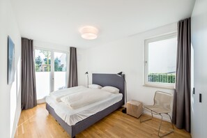 2 dormitorios, tabla de planchar con plancha, wifi gratis y ropa de cama