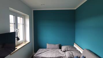 2 bedrooms, free WiFi, bed sheets