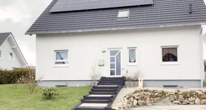 Ferienwohnung "Tor Zur Natur" mit Bergblick, Balkon und WLAN