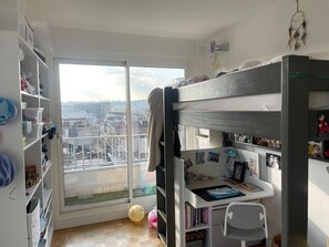 Interior - Balcony, 2 bedrooms, 4 people, Eiffel Tower view, next to Roland Garros & Metro (Boulogne-Billancourt)
