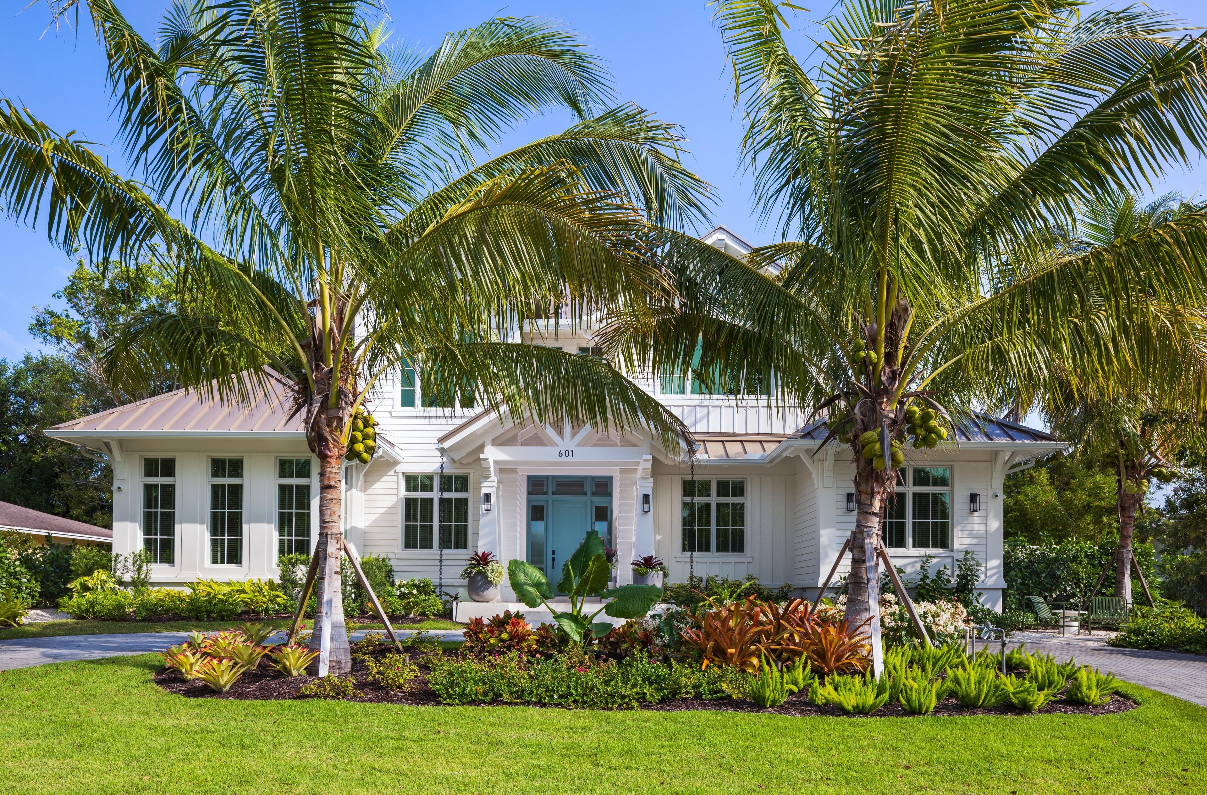 Brand new 4bdr Villa in Old Naples - walking distance to Beach for Naples sunset