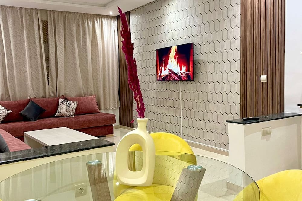 New Luxurious appartment