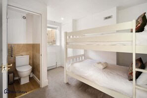 Regadera y secadora de cabello 