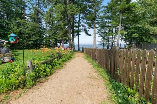 3 BR Lake house in Sebago Maine steps from beach!