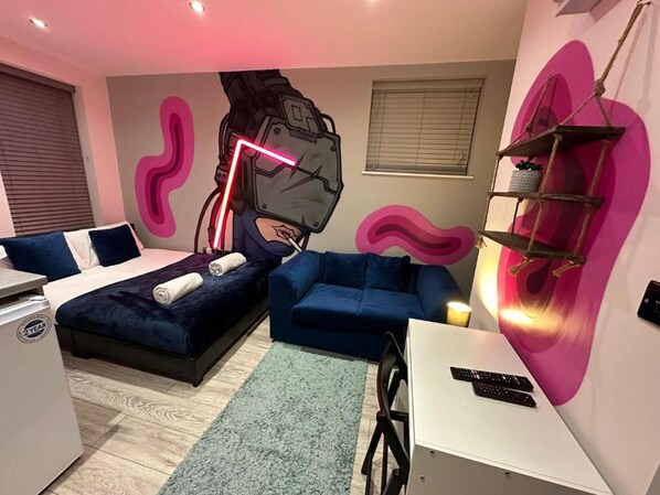 1 bedroom, free WiFi, bed sheets