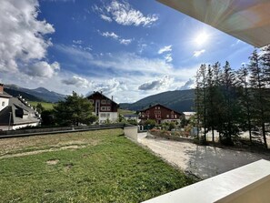 Property grounds - Ground floor, terrace, fireplace or stove, ski locker, 46m², Villard de Lans (Villard-de-Lans)