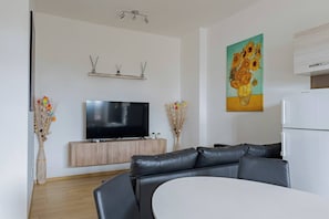 TV - Fronte Mare Pescara - YourPlace Abruzzo (Pescara)