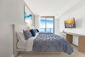 2 bedrooms, in-room safe, desk, travel cot