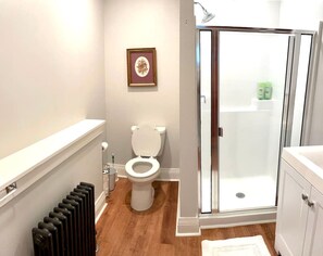 Hair dryer - Middlebury Home with Sunset views! (Middlebury)