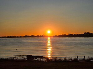 Miscellaneous - Mere Point Sunrise Views at Eastern Shore! (Brunswick)
