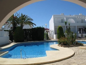 Piscine extérieure, piscine chauffée