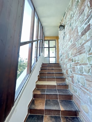 Staircase - Oasis Hotel (Orikum)