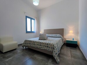 1 bedroom, bed sheets - House Gloria salentine vacation (Torre San Giovanni)