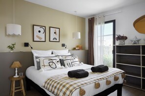 4 chambres, lit parapluie, Wi-Fi gratuit, draps fournis