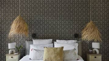 4 bedrooms, travel cot, free WiFi, bed sheets