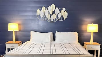 5 Schlafzimmer, Schreibtisch, Bügeleisen/Bügelbrett, kostenloses WLAN