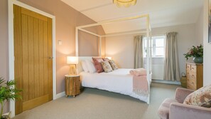 3 Schlafzimmer, Bügeleisen/Bügelbrett, Reisekinderbett, kostenloses WLAN