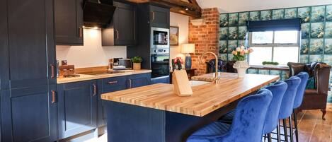 Fridge, dishwasher, electric kettle, toaster