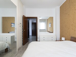 2 slaapkamers, reisbedje, gratis wifi