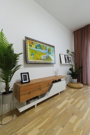 Living area - Amalia (Bucharest)