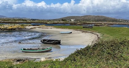 Cottage 465 - Cashel - sleeps 6 guests in 3 bedrooms