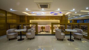 Restaurant - Hotel Mira Garden (Sylhet)