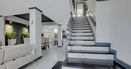 Luxury House LA PERLA with Private Pool and only 5 min from the beach