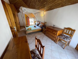 3 bedrooms, iron/ironing board, travel cot, WiFi