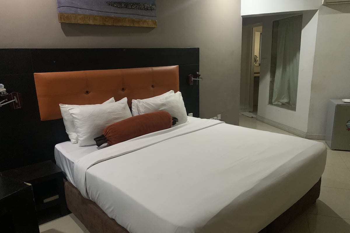 Classic Double Room, City View