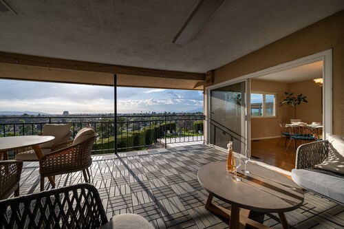 Spectacular mansion with amazing views