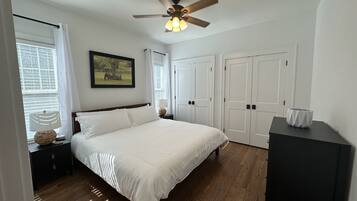 3 chambres, fer et planche Ă repasser, Wi-Fi gratuit, draps fournis