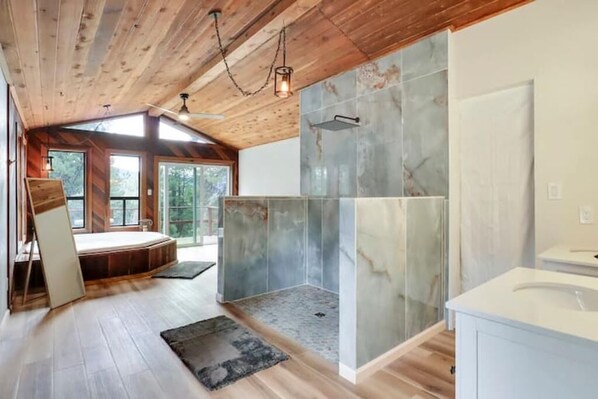 5 bedrooms, iron/ironing board, free WiFi, bed sheets - Trinity Springs ~ Mountain Oasis (Jemez Springs)