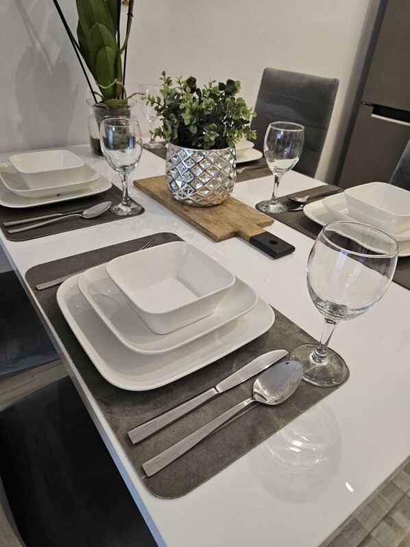 Huoneisto | Ruokailu