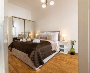 2 Schlafzimmer, Bügeleisen/Bügelbrett, kostenloses WLAN, Bettwäsche