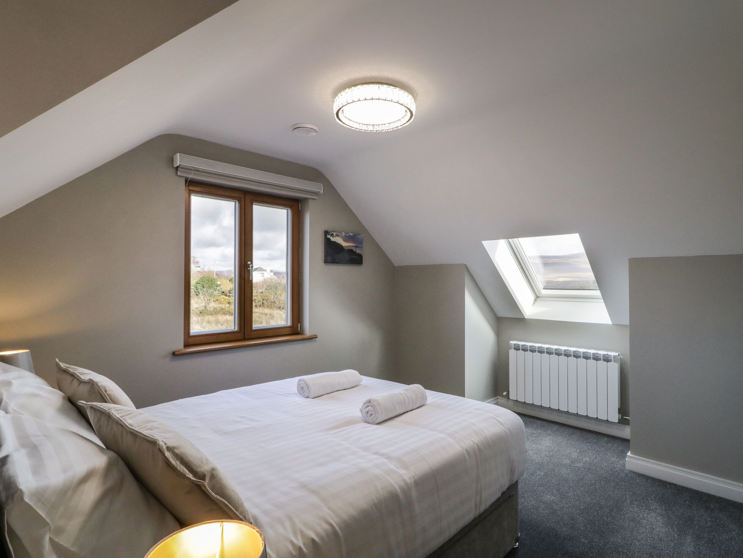 3 bedrooms, individually decorated, individually furnished, free WiFi