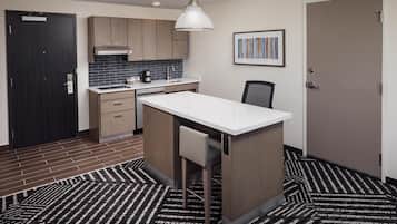 In-room safe, desk, laptop workspace, blackout drapes